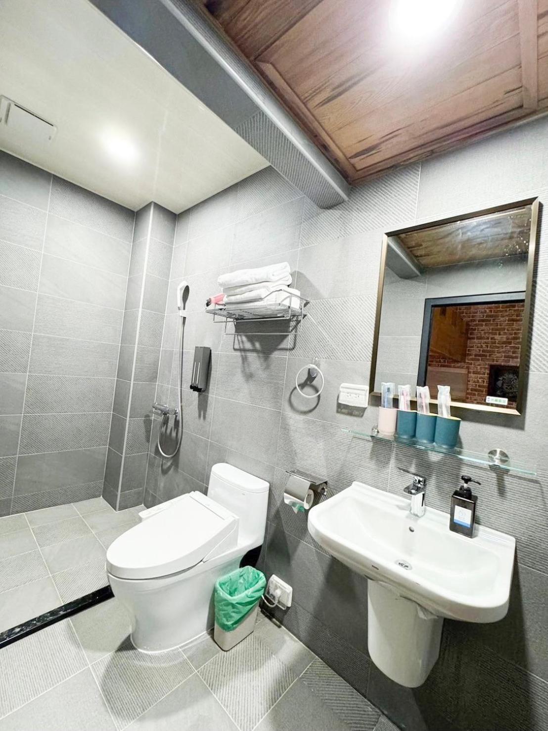 慢步南國 台南故事民宿 Slow Tainan Homestay 외부 사진
